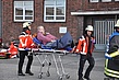 Abtransport eines Verletzten (Foto:Rainer Wilken)